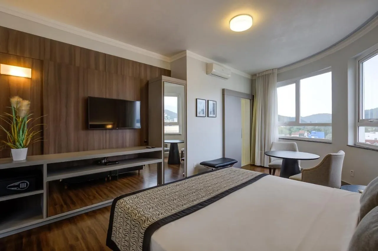 Slaviero Blumenau Otel