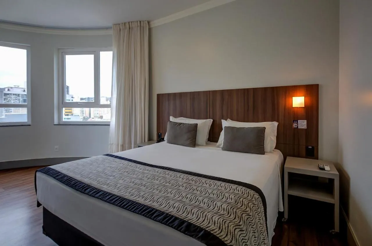 Slaviero Blumenau Otel 4*,