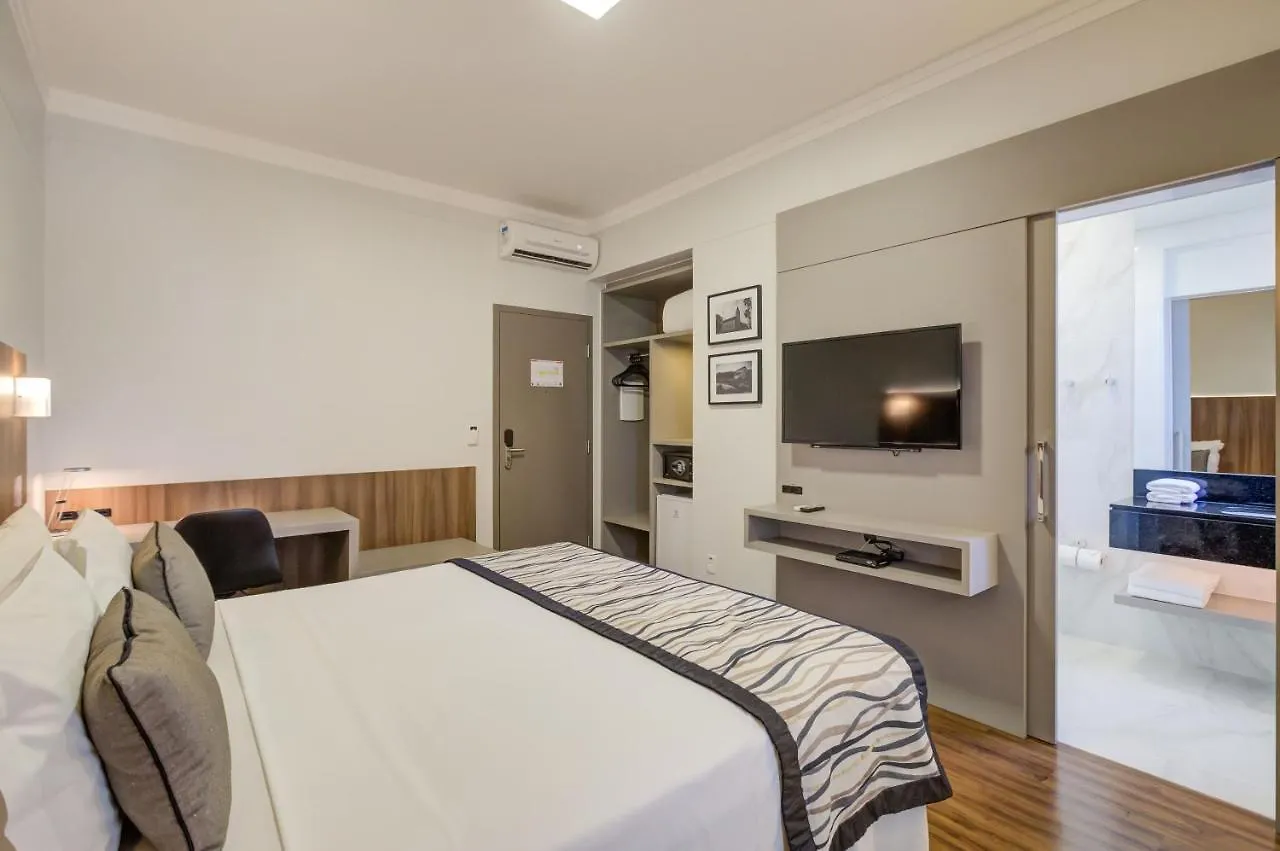 Slaviero Blumenau Otel