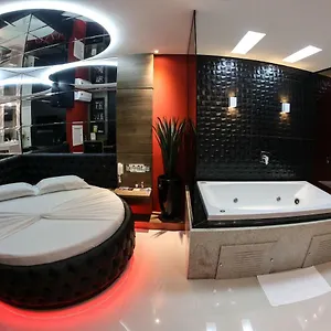 Flirt Motel para Casais